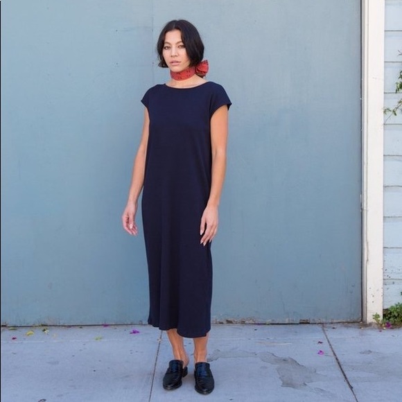 esby Dresses & Skirts - Esby Natalie Rib Dress in Navy